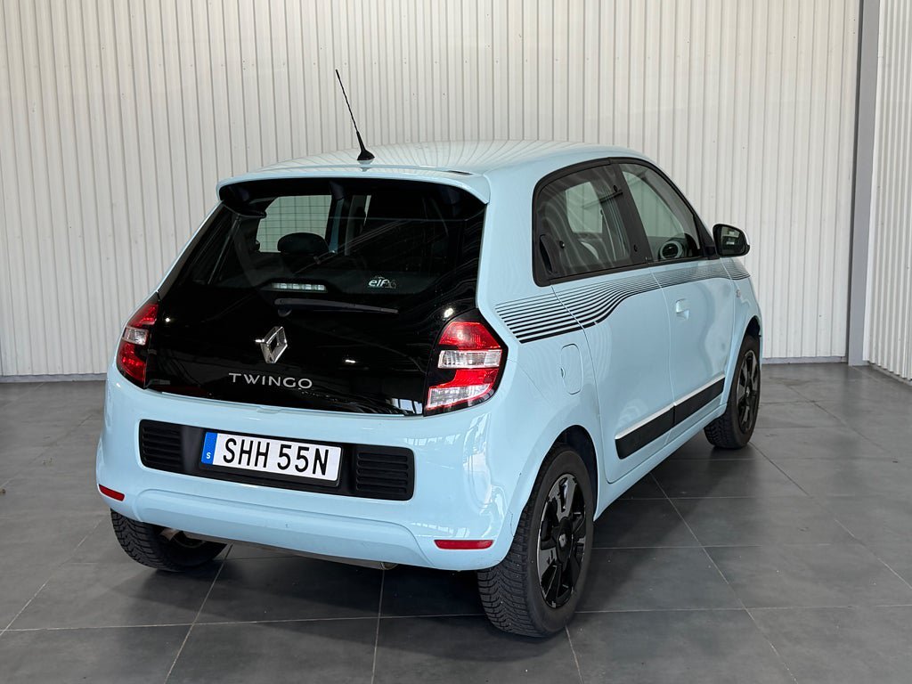 Vehicle Image 11