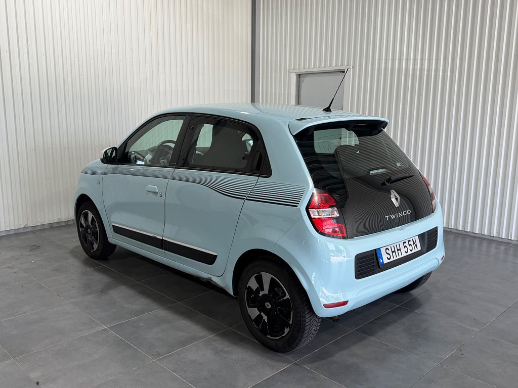 Vehicle Image 13