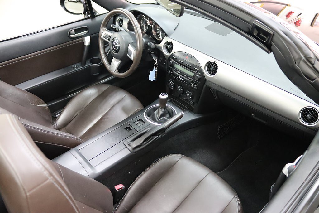 Vehicle Image 18