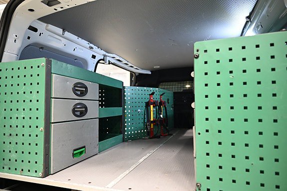Vehicle Image 11