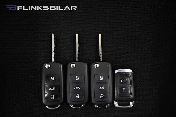 Vehicle Image 33