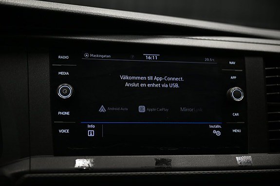 Vehicle Image 28