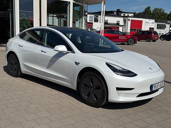 Tesla Model 3 Standard Range Plus, 325hk, 2020