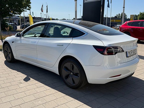 Tesla Model 3 Standard Range Plus, 325hk, 2020