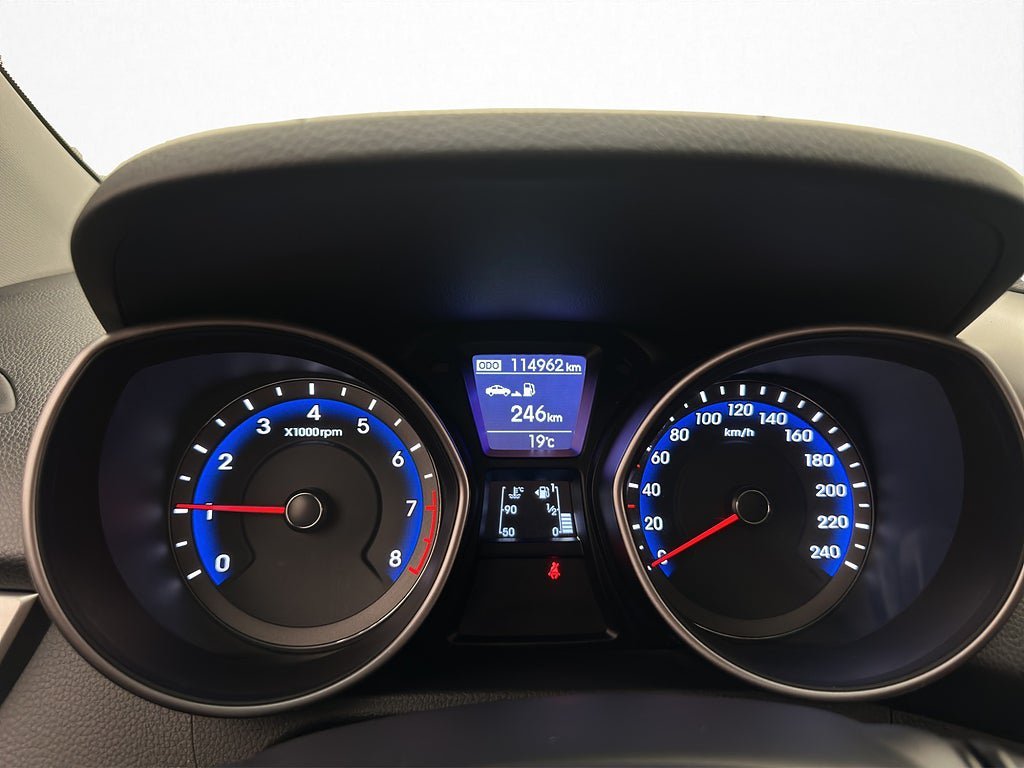 Vehicle Image 16