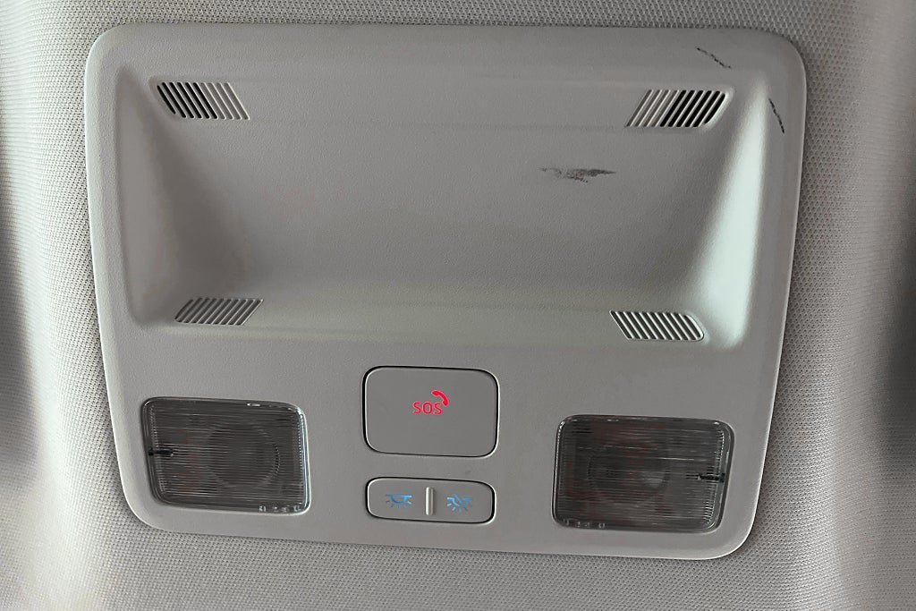 Vehicle Image 26