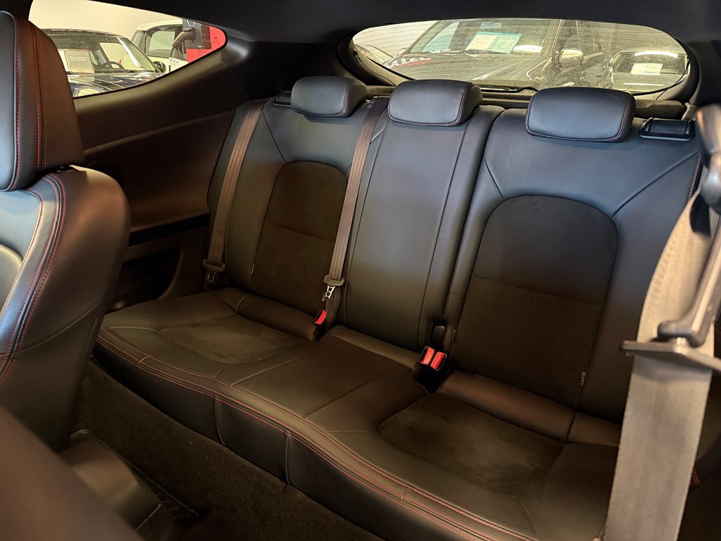 Vehicle Image 14