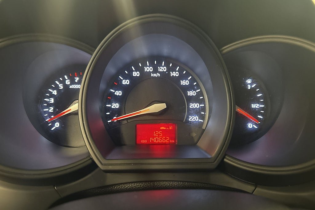 Vehicle Image 23