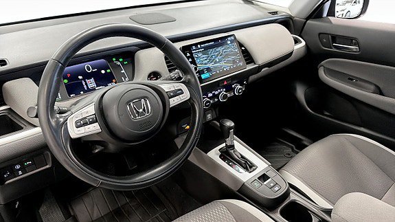 Vehicle Image 13
