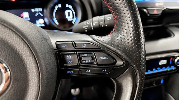 Vehicle Image 23