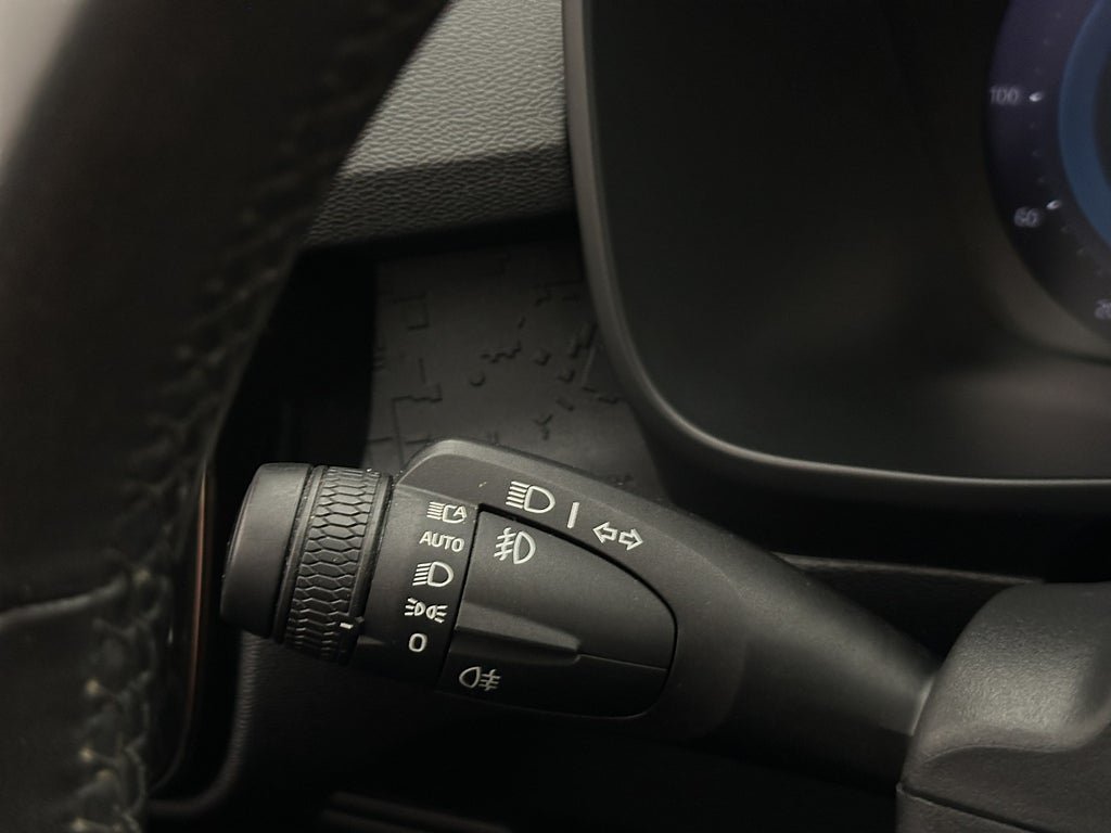 Vehicle Image 35