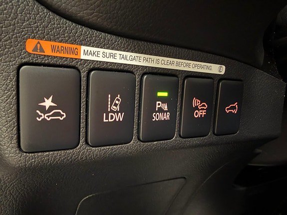 Vehicle Image 23