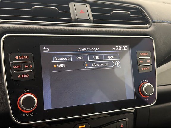 Vehicle Image 25