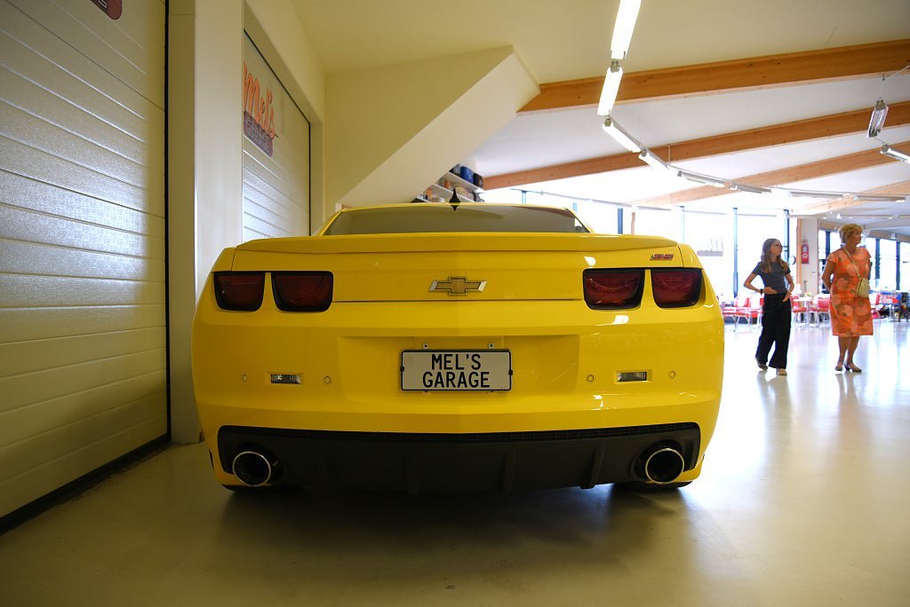 Vehicle Image 32
