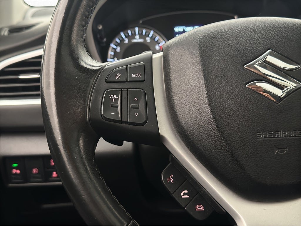 Vehicle Image 17