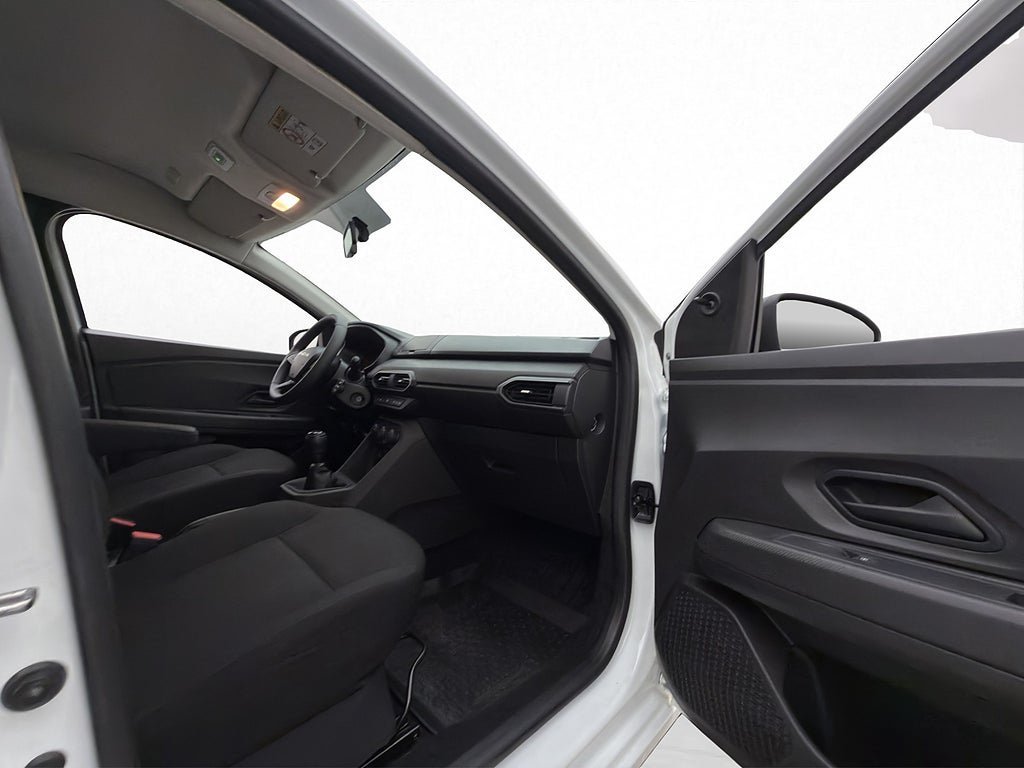 Vehicle Image 23