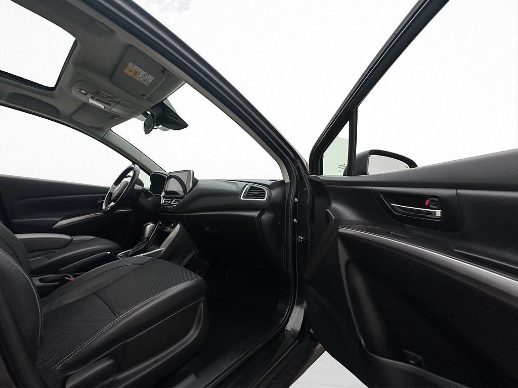 Vehicle Image 28