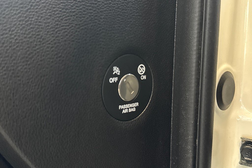 Vehicle Image 22