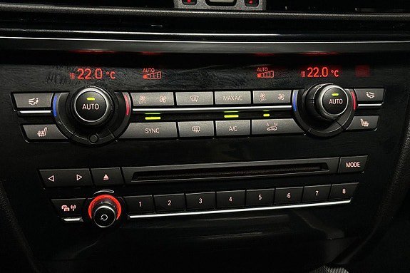 Vehicle Image 29