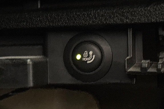 Vehicle Image 32