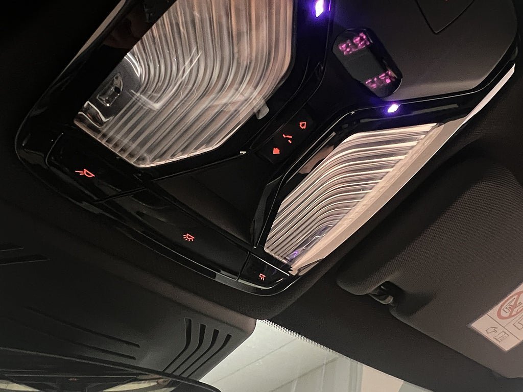 Vehicle Image 38