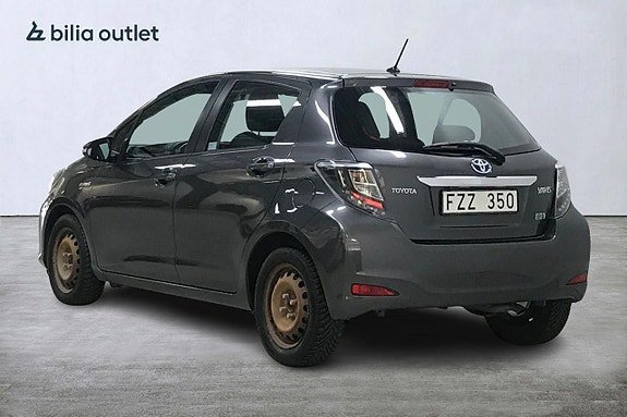 Vehicle Image 8
