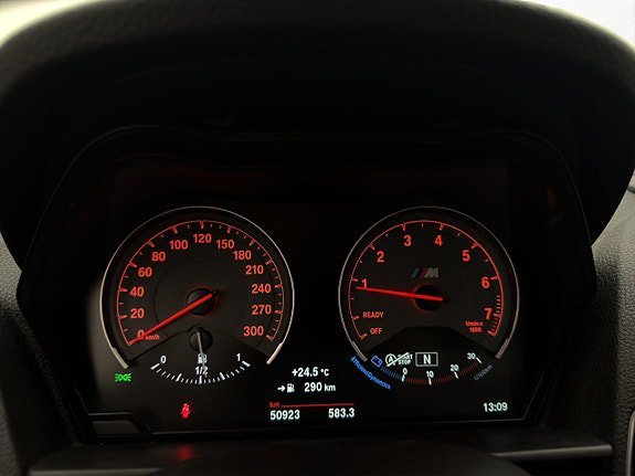 Vehicle Image 28