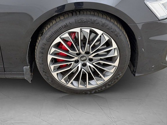 Vehicle Image 33