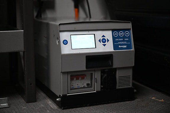 Vehicle Image 13