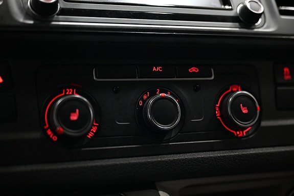 Vehicle Image 29