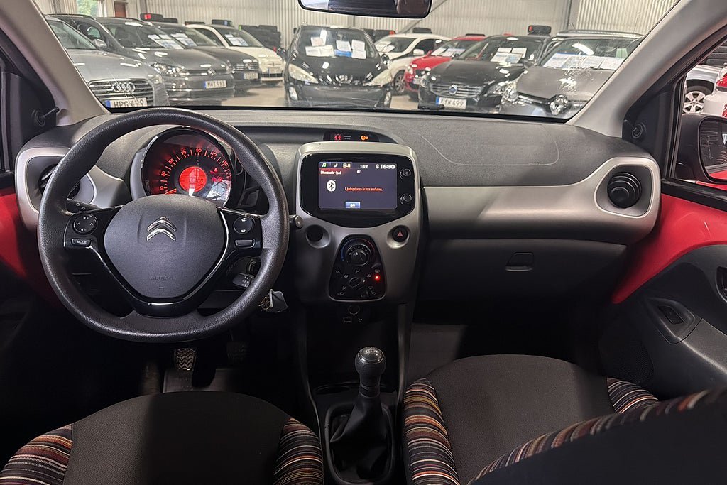 Vehicle Image 10