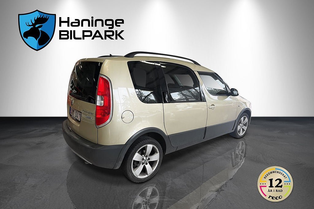 Vehicle Image 6