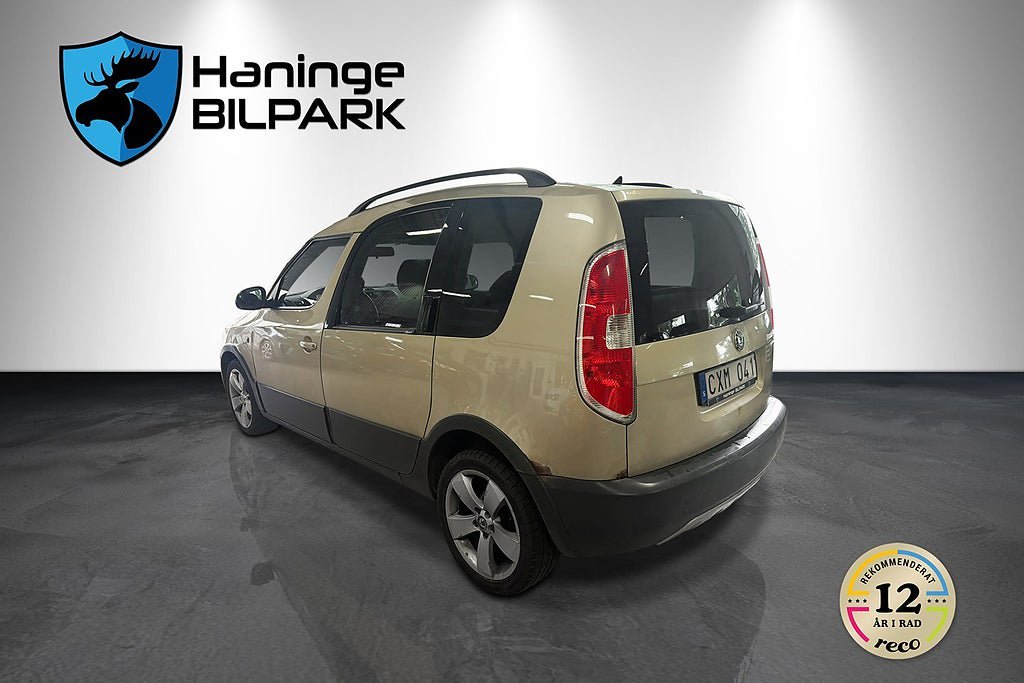 Vehicle Image 8
