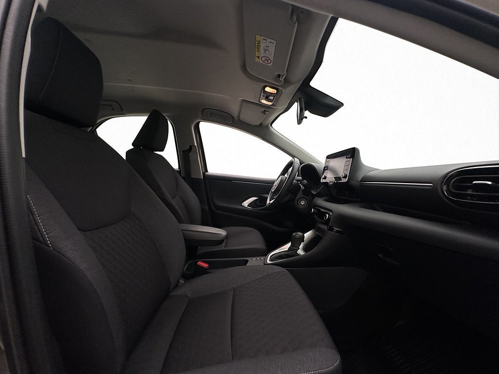 Vehicle Image 14