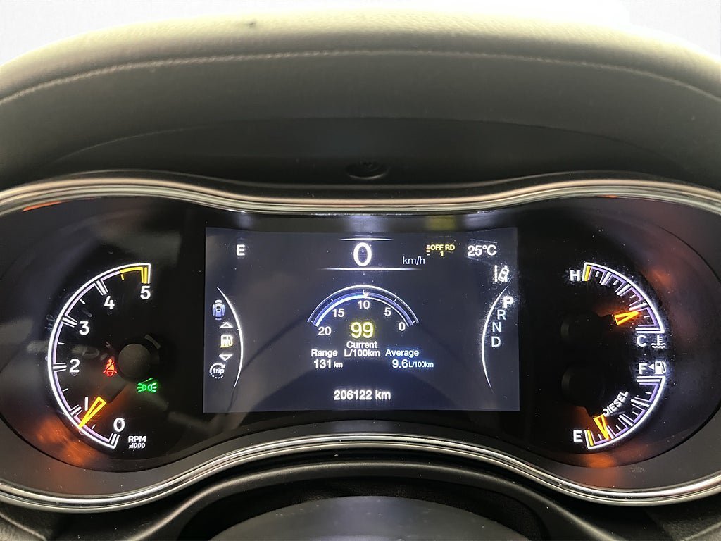 Vehicle Image 25