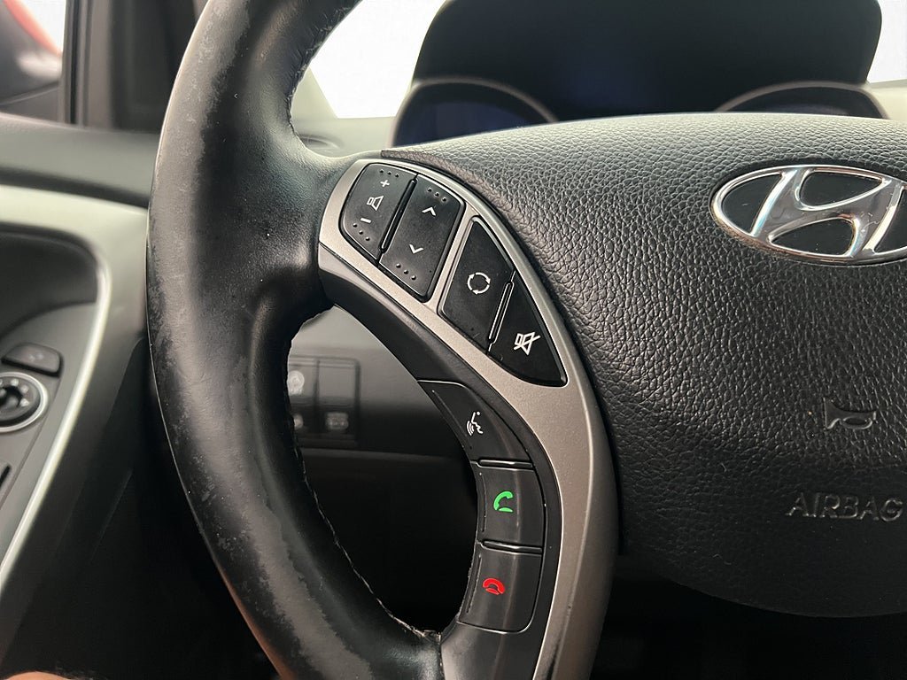 Vehicle Image 28