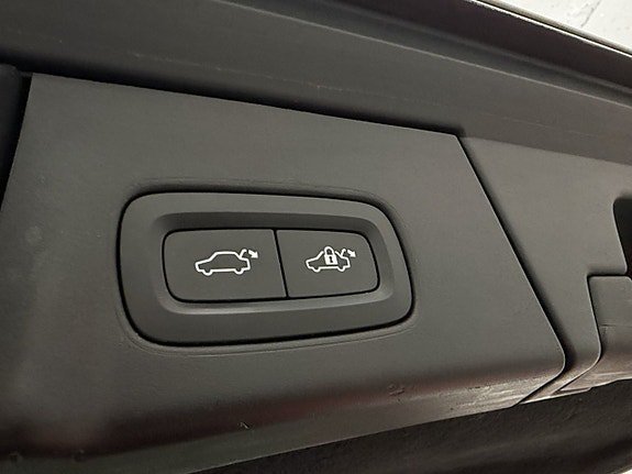 Vehicle Image 29