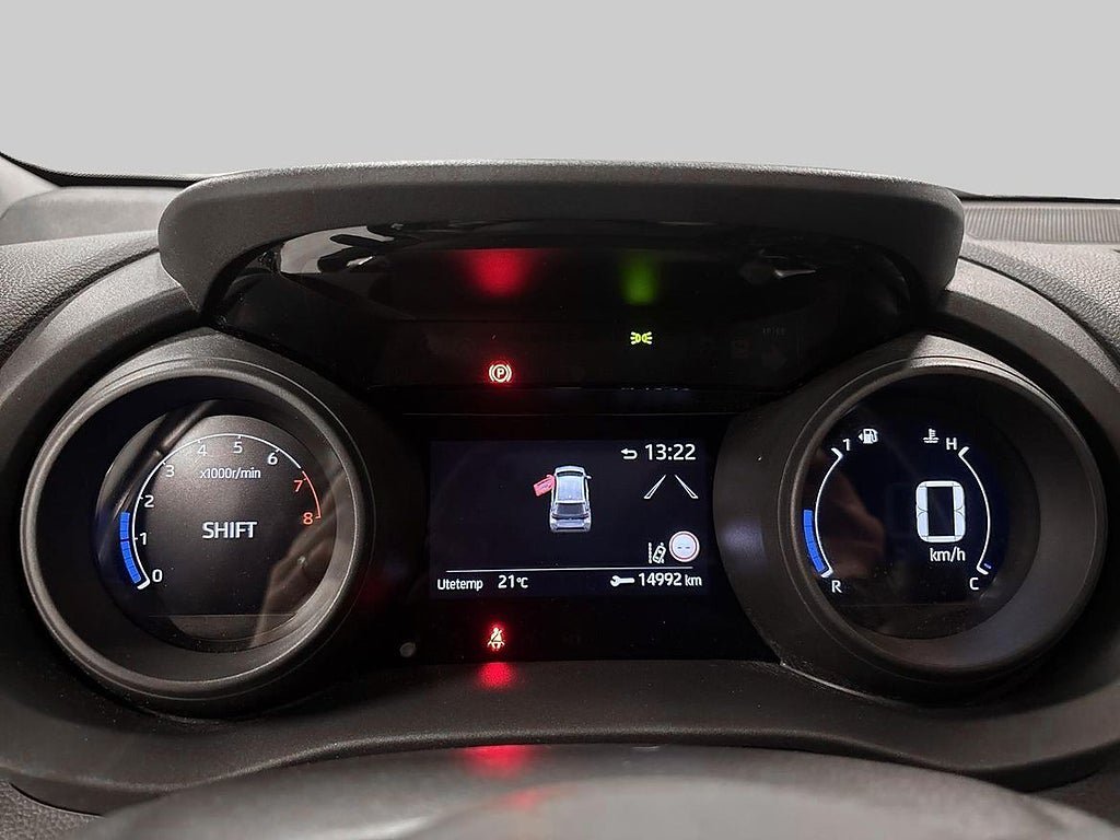 Vehicle Image 15