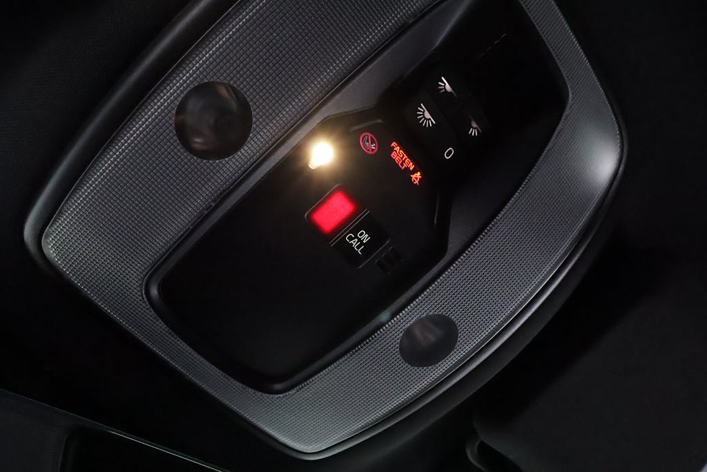 Vehicle Image 24
