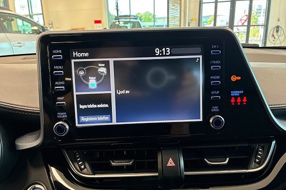Vehicle Image 13