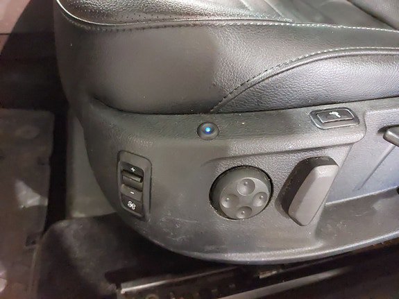 Vehicle Image 22