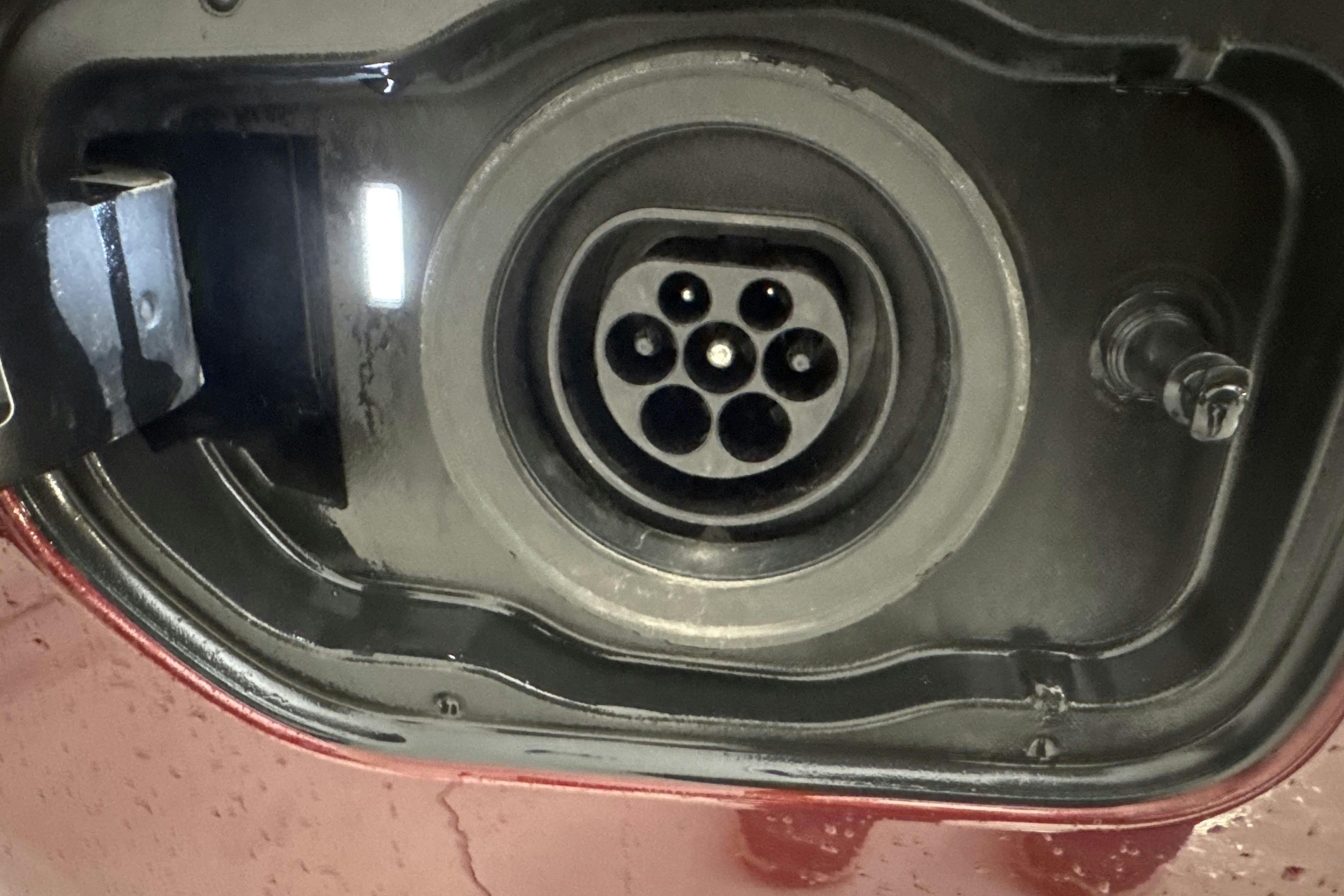 Vehicle Image 18