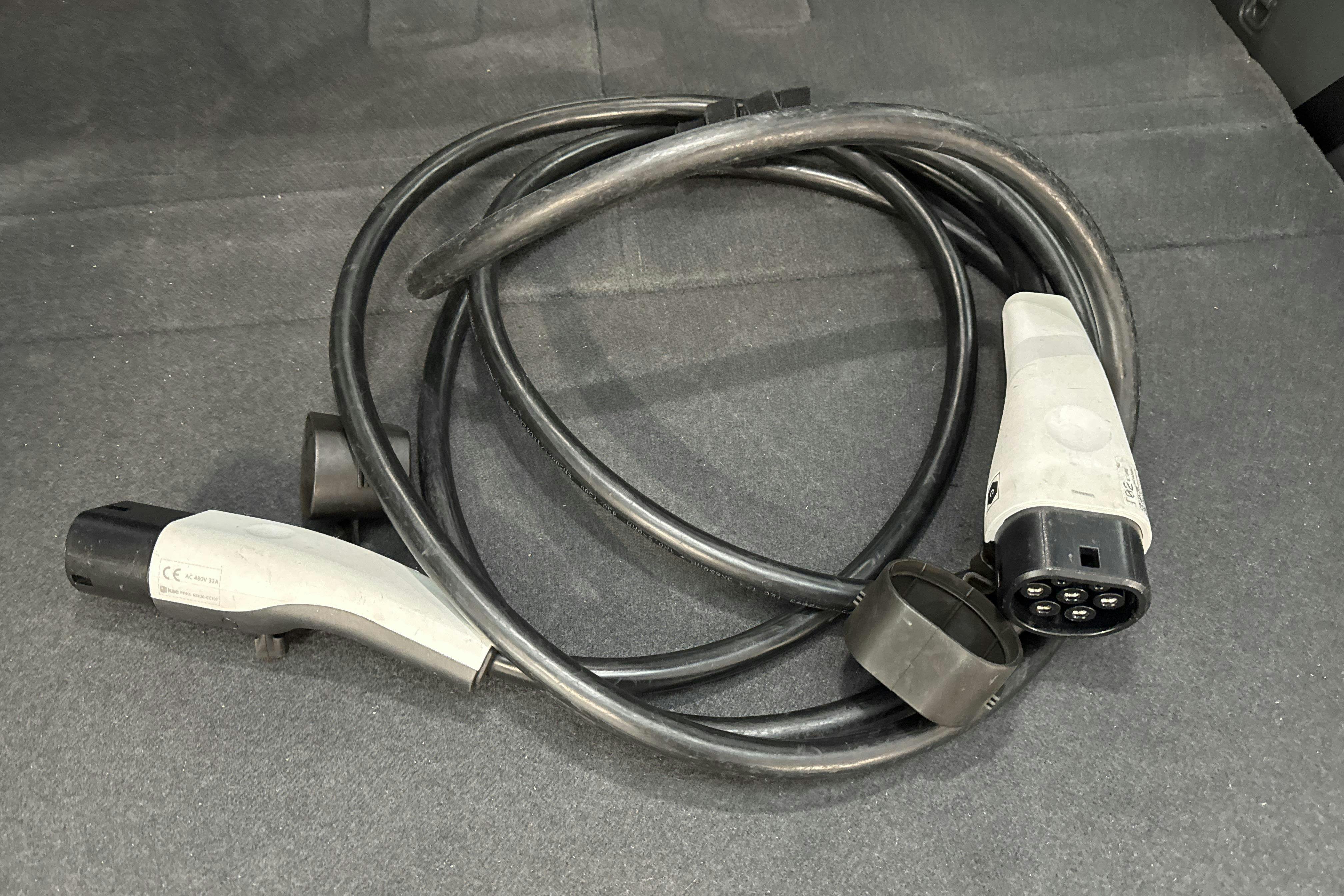 Vehicle Image 21