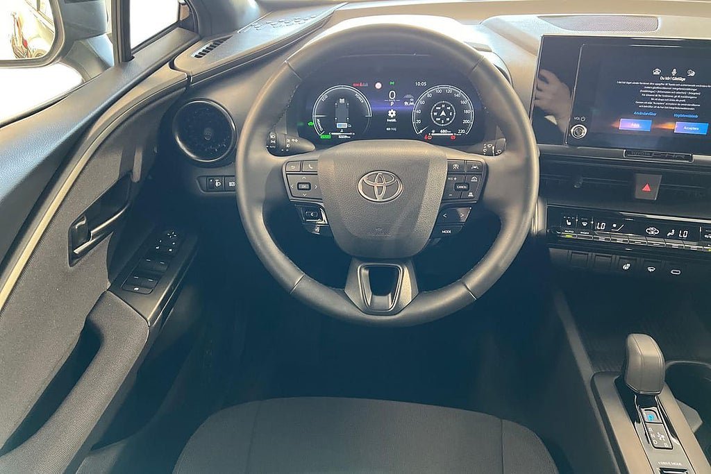 Vehicle Image 11