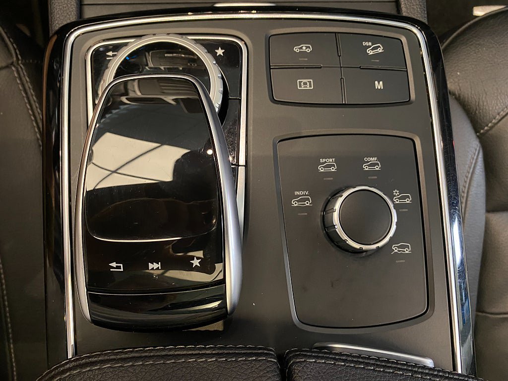 Vehicle Image 50