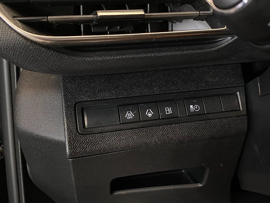 Vehicle Image 46