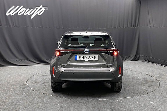 Vehicle Image 6