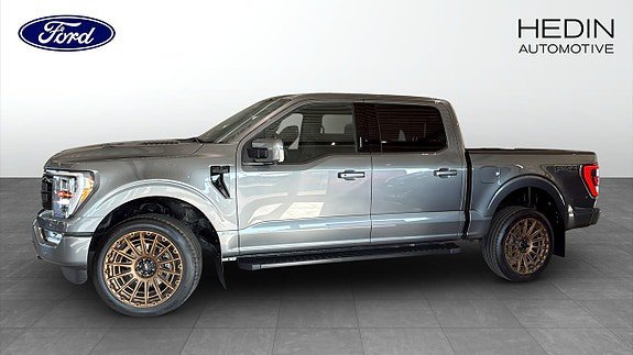 Vehicle Image 6