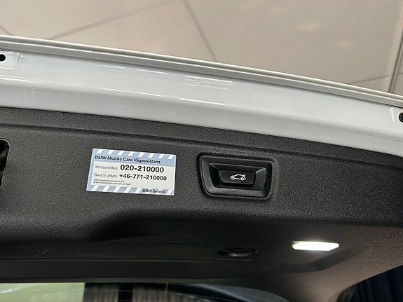 Vehicle Image 27