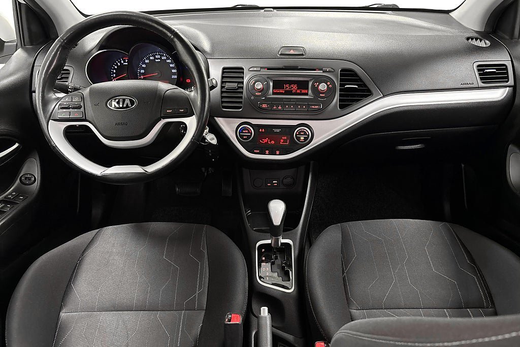 Vehicle Image 14